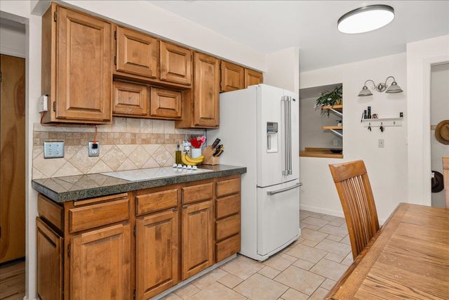 6713 N Stevens St, Spokane, WA 99208