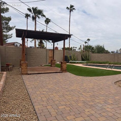 3840 E Sahuaro Drive, Phoenix, AZ 85028