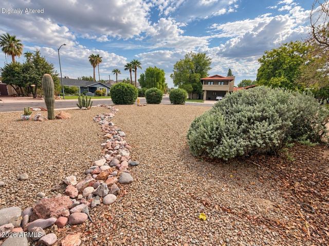 3840 E Sahuaro Drive, Phoenix, AZ 85028