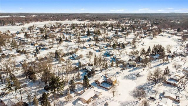 1633 Majon Drive, Highland Twp, MI 48356