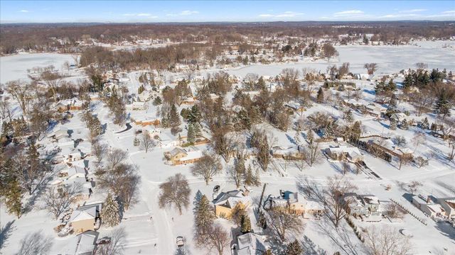 1633 Majon Drive, Highland Twp, MI 48356