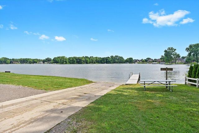 1633 Majon Drive, Highland Twp, MI 48356