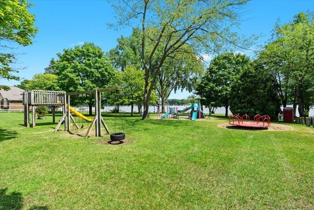 1633 Majon Drive, Highland Twp, MI 48356