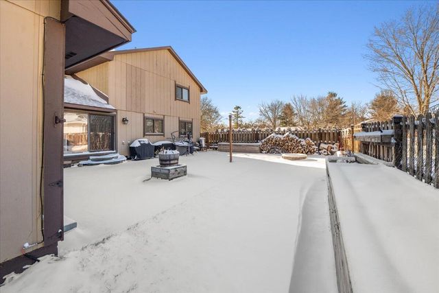 1633 Majon Drive, Highland Twp, MI 48356