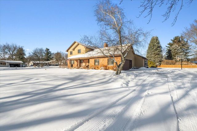 1633 Majon Drive, Highland Twp, MI 48356