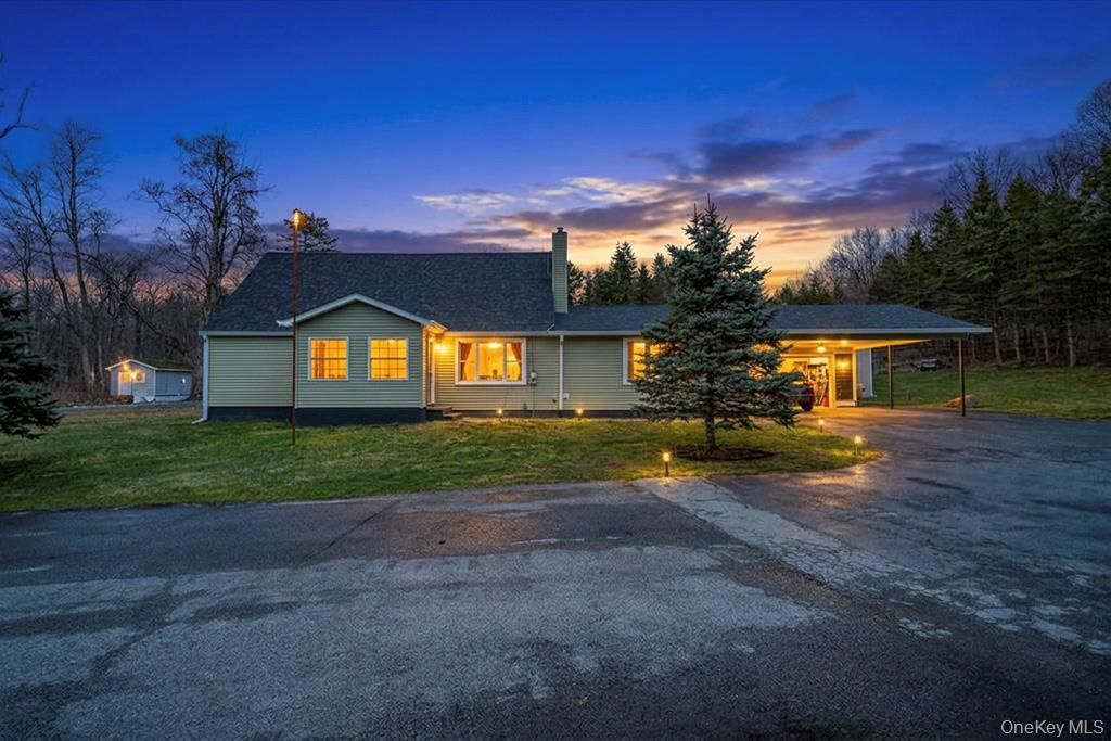 1548 State Route 32, Wallkill, NY 12589