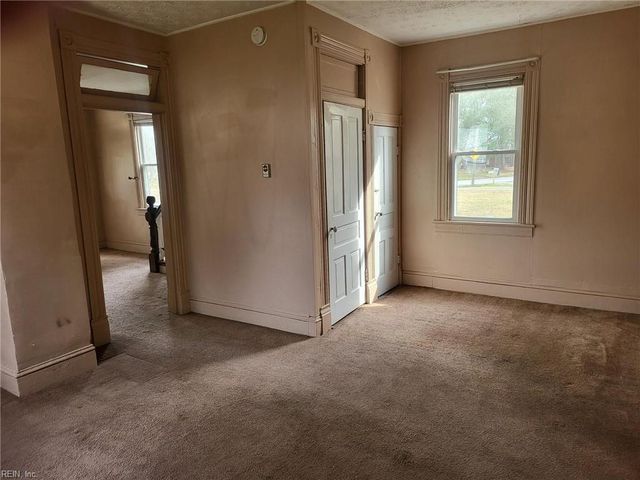 727 Bellwood RD, Hampton, VA 23666