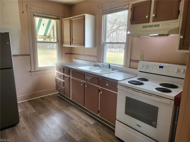 727 Bellwood RD, Hampton, VA 23666