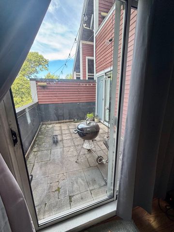 1010 Middle 11, Weymouth, MA 02188