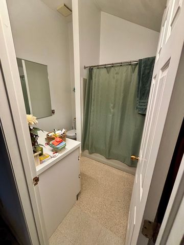 1010 Middle 11, Weymouth, MA 02188