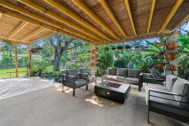 14400 NE 4th Ave, Miami, FL 33161