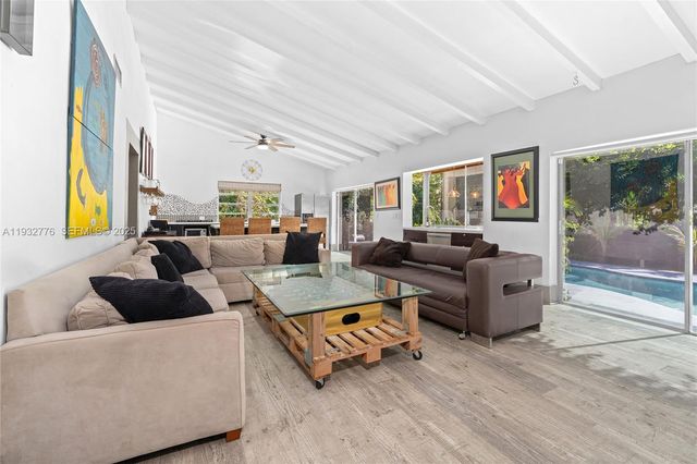 14400 NE 4th Ave, Miami, FL 33161