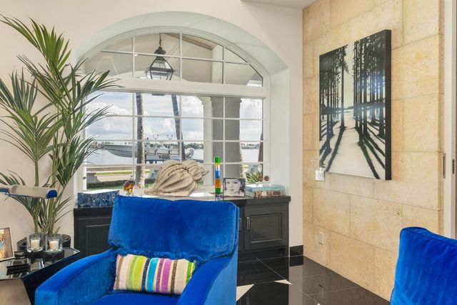 101 Palmetto Lane, West Palm Beach, FL 33405