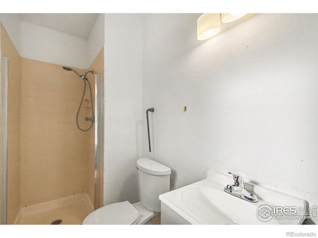 2706 33rd Ave Ct, Greeley, CO 80634