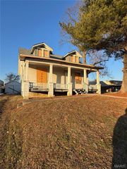 4521 N Belt West, Belleville, IL 62226