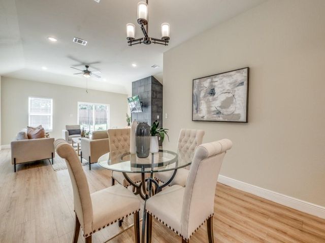 929 S Marlborough Avenue, Dallas, TX 75208