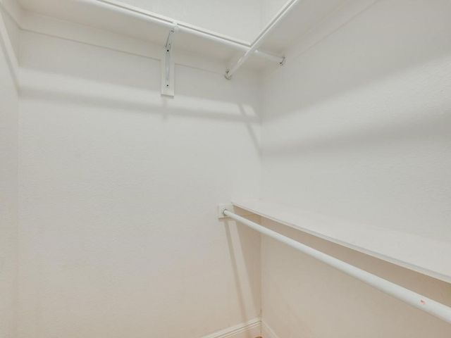 929 S Marlborough Avenue, Dallas, TX 75208