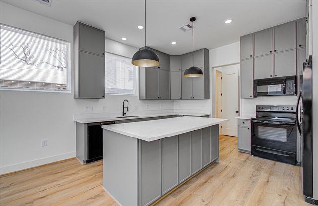 1508 Mckee Street A, Houston, TX 77009