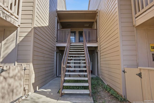 2935 Nacogdoches Rd Apt 211, San Antonio, TX 78217