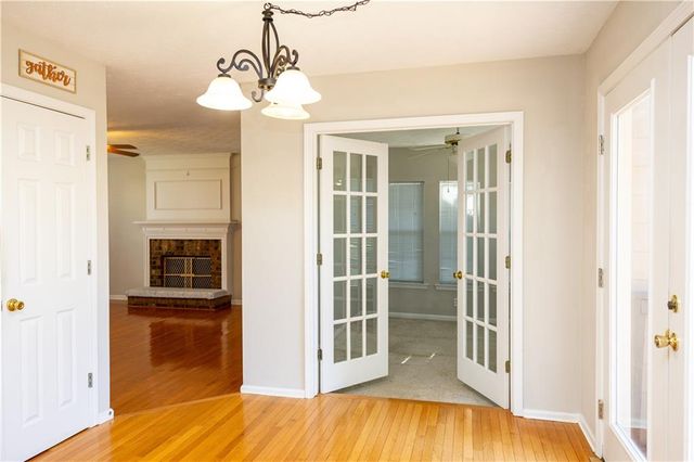 5079 Newpark Drive NW, Acworth, GA 30101