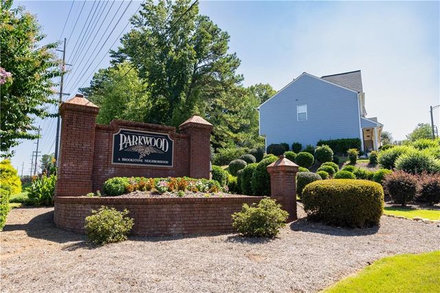 5079 Newpark Drive NW, Acworth, GA 30101