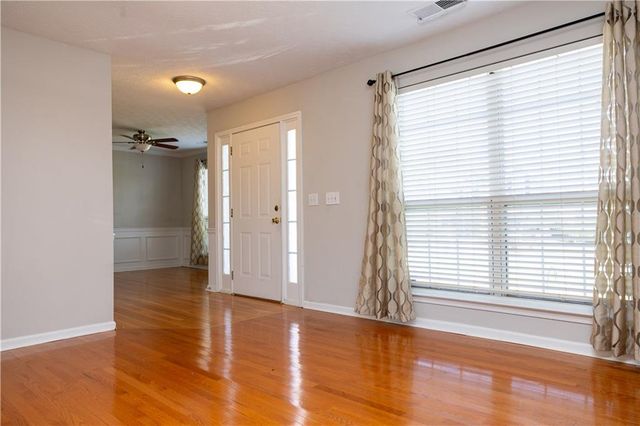 5079 Newpark Drive NW, Acworth, GA 30101