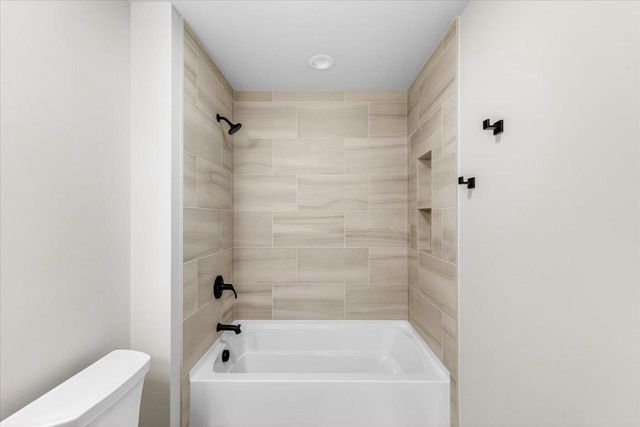 2807 Crinkle Root Drive, Fitchburg, WI 53711