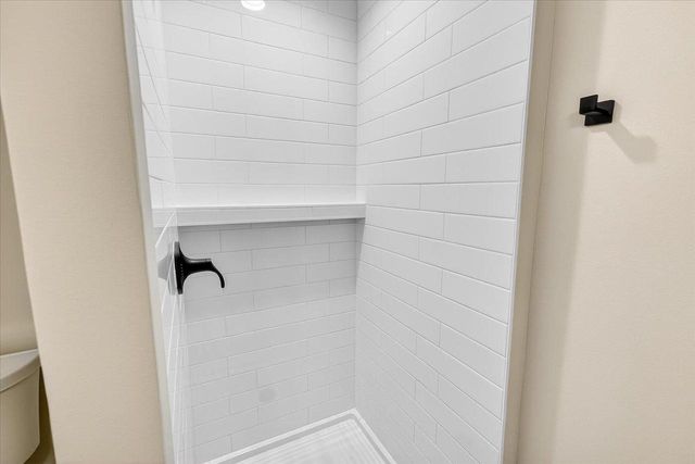 2807 Crinkle Root Drive, Fitchburg, WI 53711