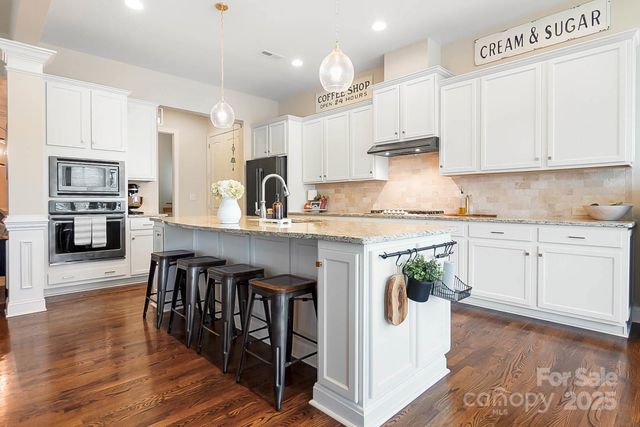 1419 Vickery Drive, Matthews, NC 28104