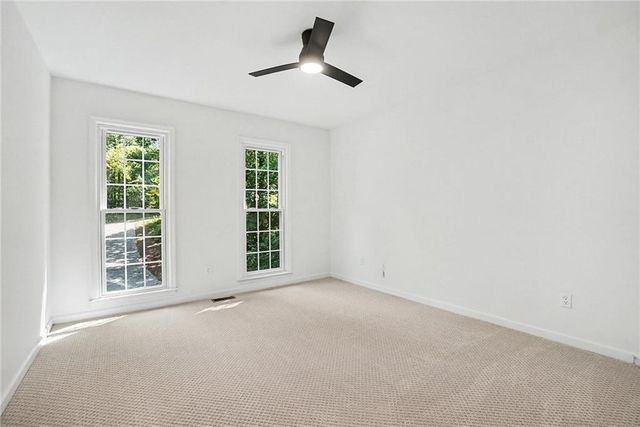 880 Faye Drive NW, Kennesaw, GA 30144
