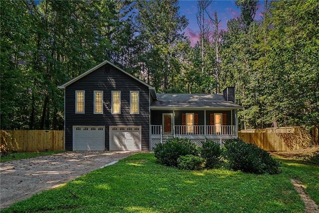 880 Faye Drive NW, Kennesaw, GA 30144