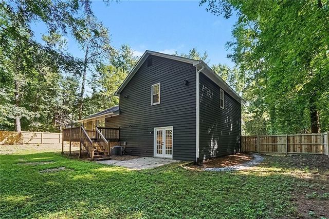880 Faye Drive NW, Kennesaw, GA 30144