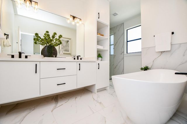 5819 Outer Banks St Street, Houston, TX 77091