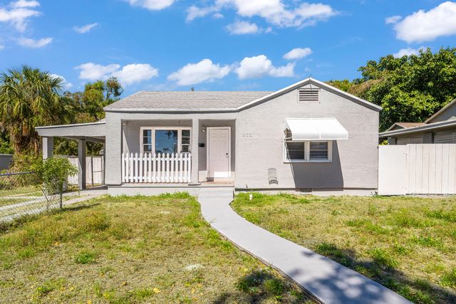 933 30th Court, West Palm Beach, FL 33407