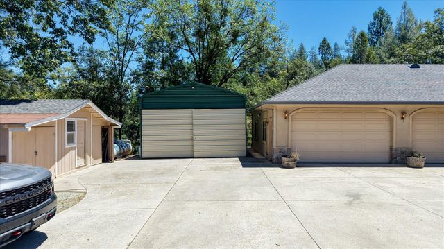 665 Gladycon Rd, Colfax, CA 95713