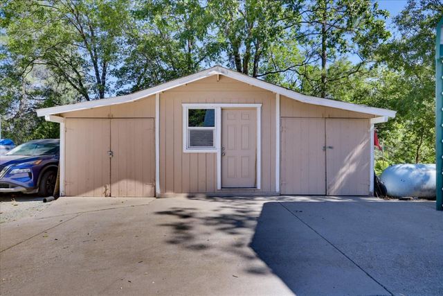 665 Gladycon Rd, Colfax, CA 95713