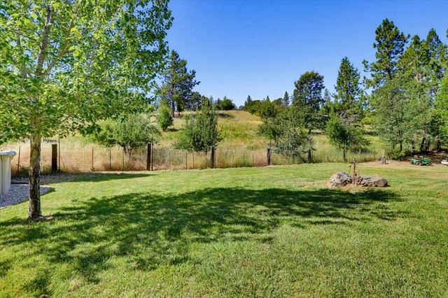 665 Gladycon Rd, Colfax, CA 95713