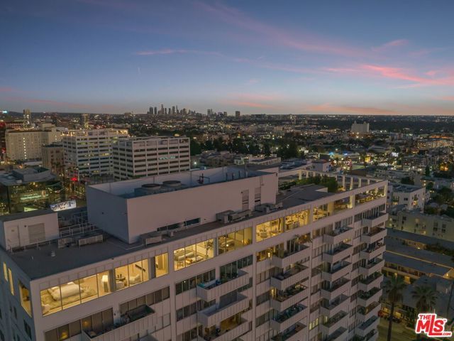 7135 Hollywood Boulevard PHW, Los Angeles, CA 90046