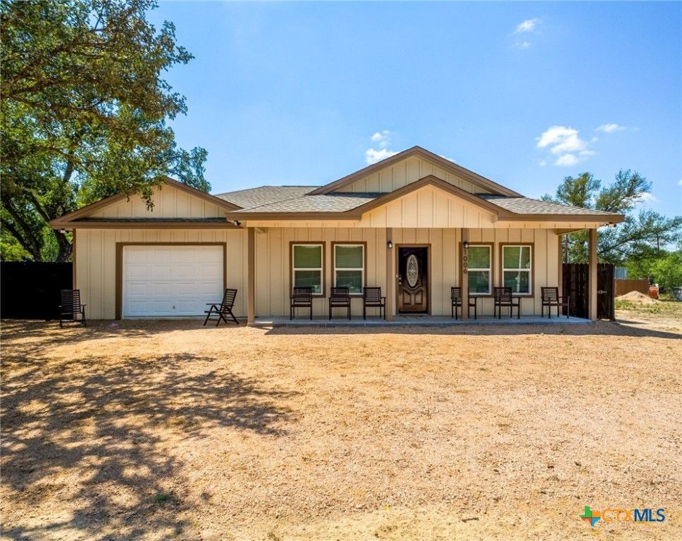 1006 Garfield Drive, Granite Shoals, TX 78654