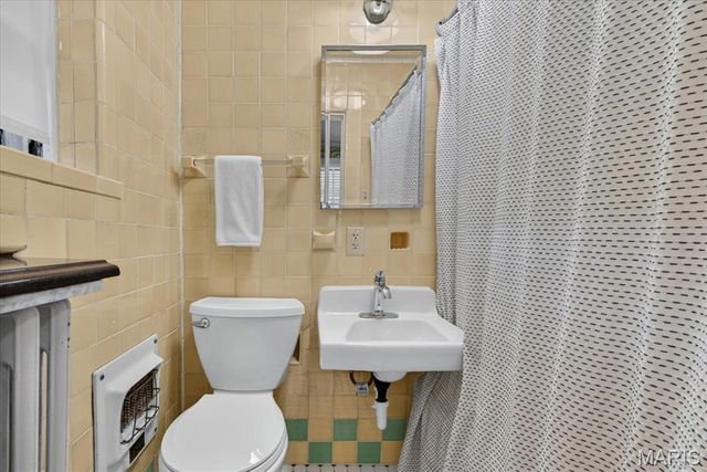 7186 Delmar Boulevard, University City, MO 63130