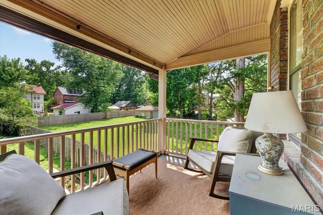 7186 Delmar Boulevard, University City, MO 63130