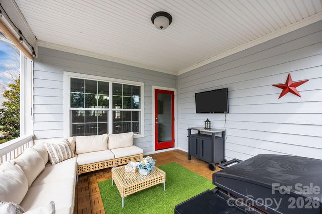 3 Dreambird Drive, Leicester, NC 28748