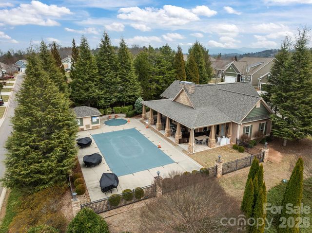 3 Dreambird Drive, Leicester, NC 28748