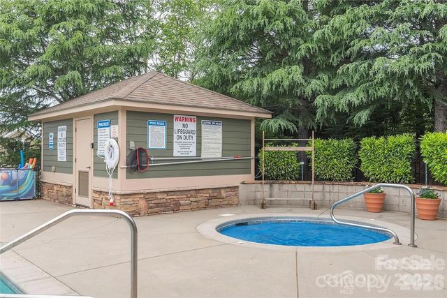 3 Dreambird Drive, Leicester, NC 28748