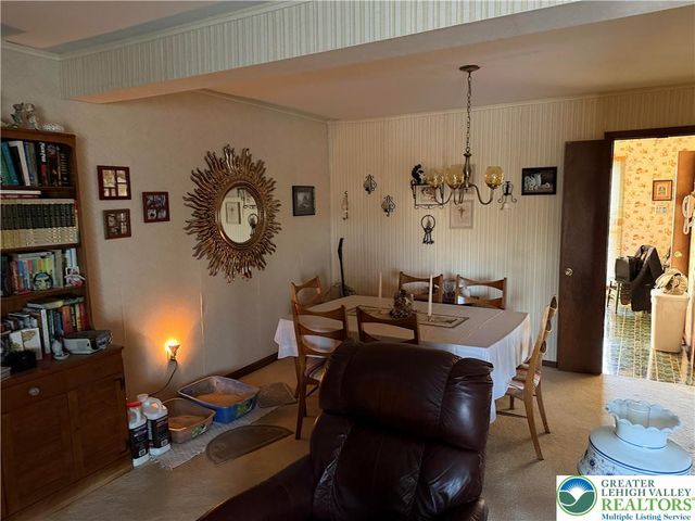 154 Springhouse Road, Allentown City, PA 18104