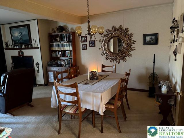 154 Springhouse Road, Allentown City, PA 18104