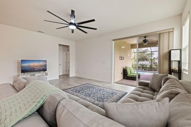 7533 LANTERN PARK AVENUE, Apollo Beach, FL 33572