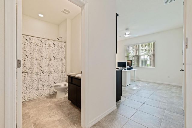7533 LANTERN PARK AVENUE, Apollo Beach, FL 33572