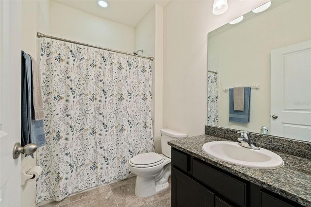 7533 LANTERN PARK AVENUE, Apollo Beach, FL 33572