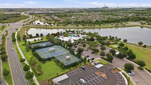 7533 LANTERN PARK AVENUE, Apollo Beach, FL 33572